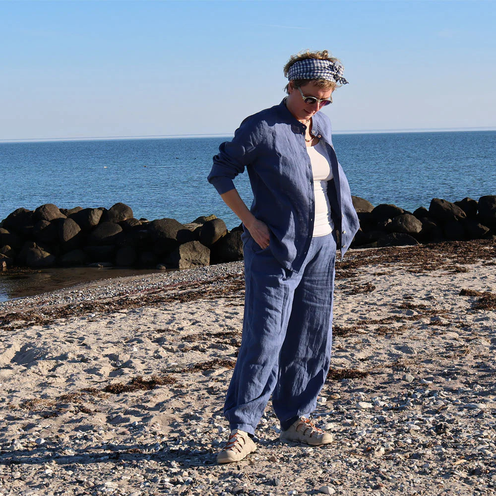 Molly bondeskjorte, Midnatsblå - Linen by Krebs
