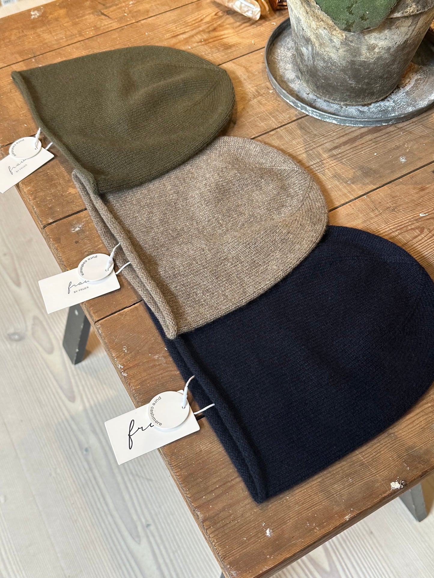 Cashmere Beanie, Topiary - FRAU