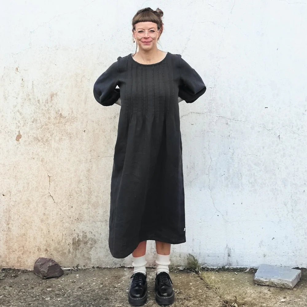 Aase kjole, Kraftig hør Sort - Linen by Krebs