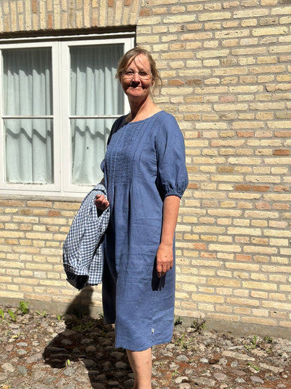Aase kjole, Midnats blå - Linen by Krebs