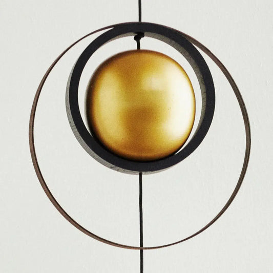 SNOREN Jern Kugle Guld, Medium - NordicByHand