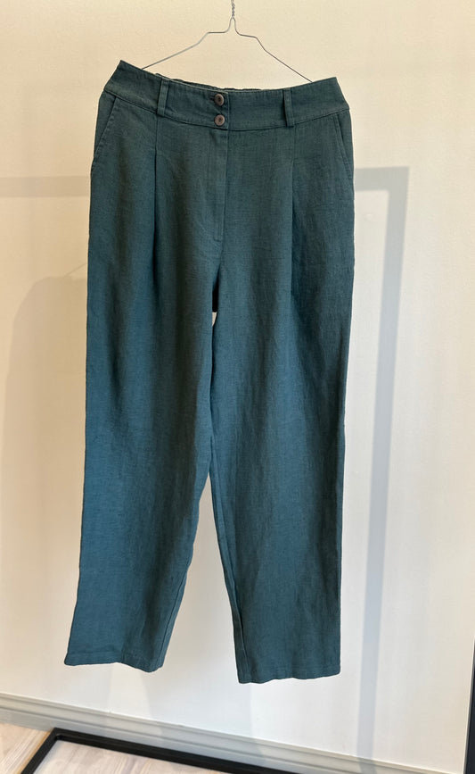 Marie Bukser i kraftig hør, Balsam Grøn - Linen By Krebs