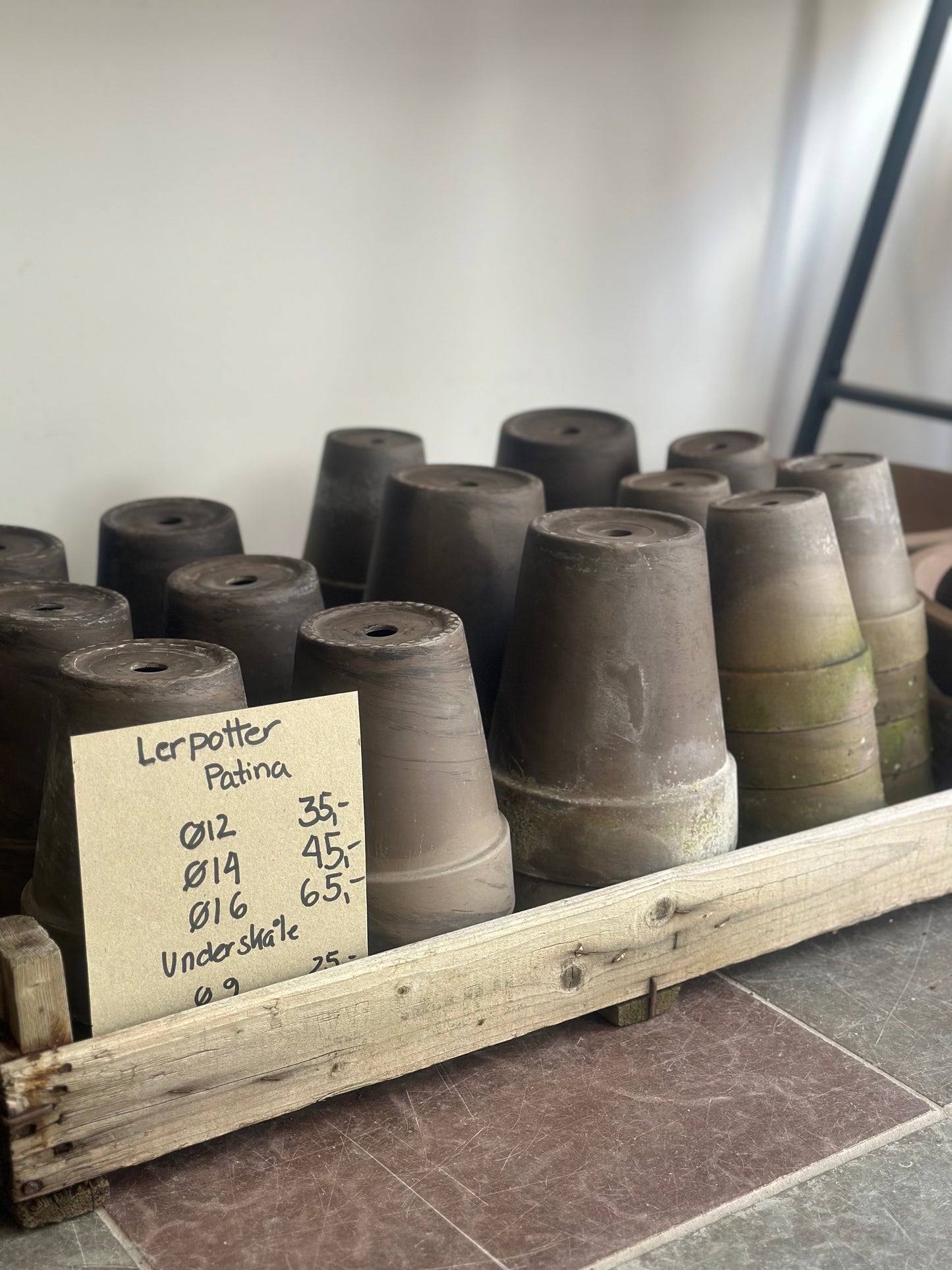 Lerpotte Ø14, Light choko patina